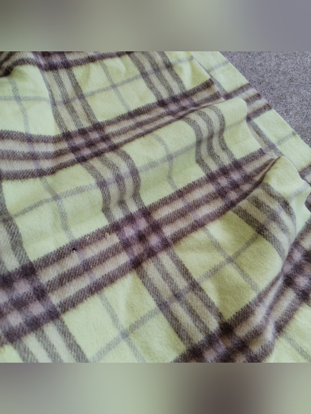 Burberry Scarf 100% Cashmere Mint Green and tan - Picture 2 of 5